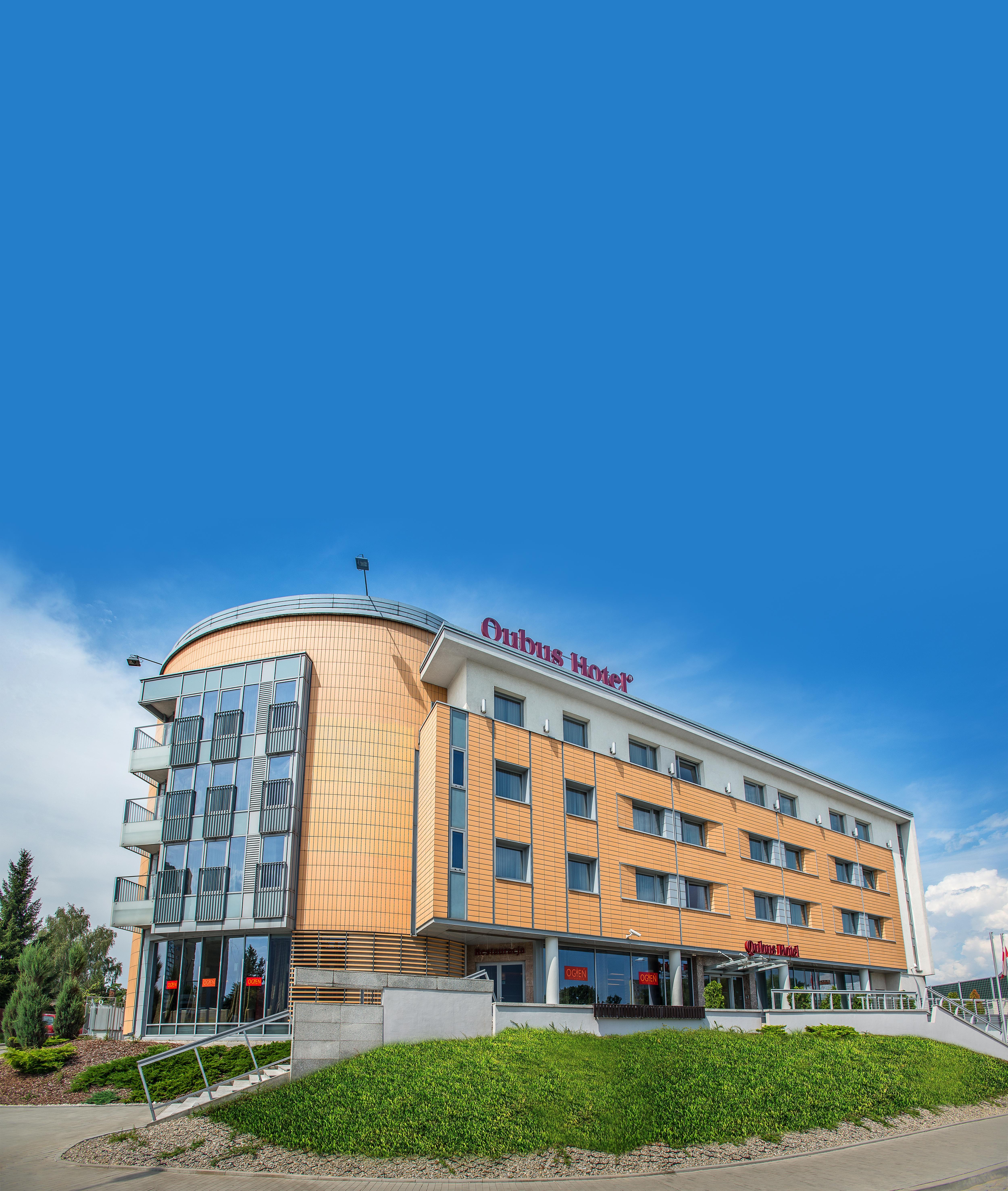Qubus Hotel Kielce Exterior foto